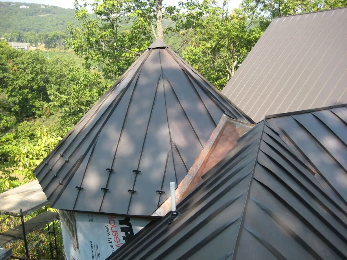 Professional Roof Tarp Installation by Craftsman Roofing in Ararat